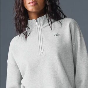 ALO Yoga Women's Heather Grey 1/4 Zip
